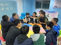 东吴外师附属实验中学心理社团开展“起起落落”团辅活动