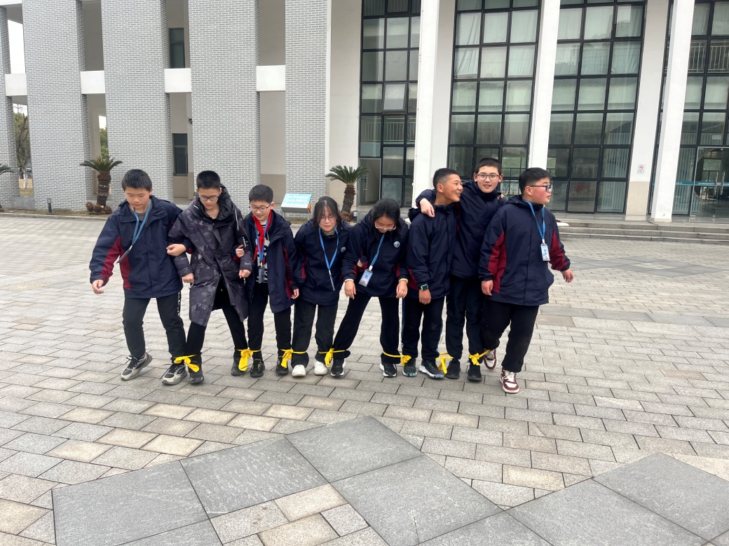 F:\学校心理健康教育\心理社团\2023-2024第二学期\2024.3.14多人绑腿跑\IMG_1212.JPG